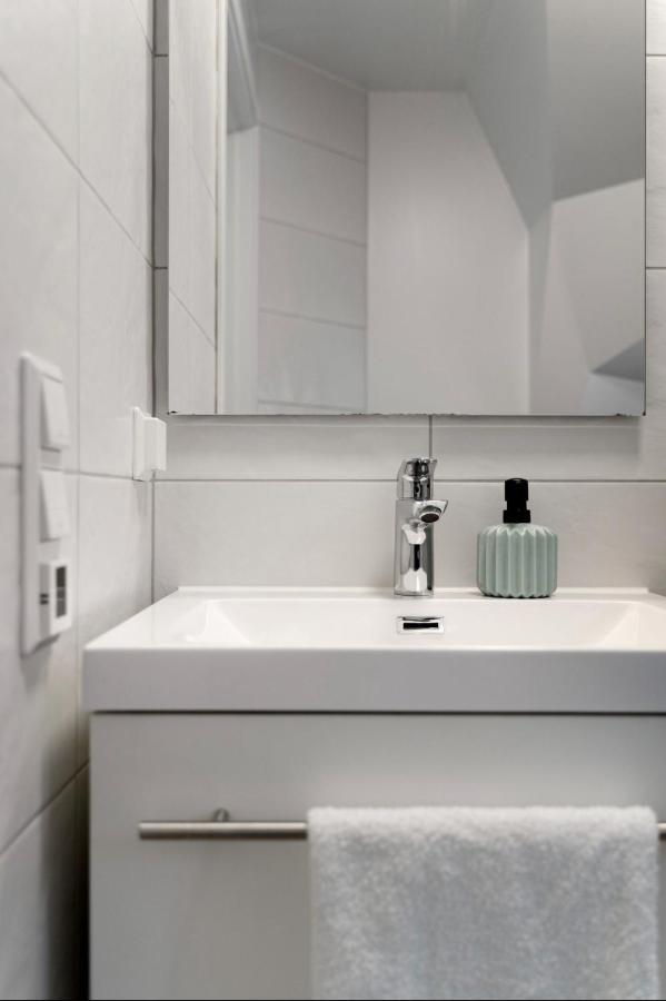 A Place To Stavanger, 2 *